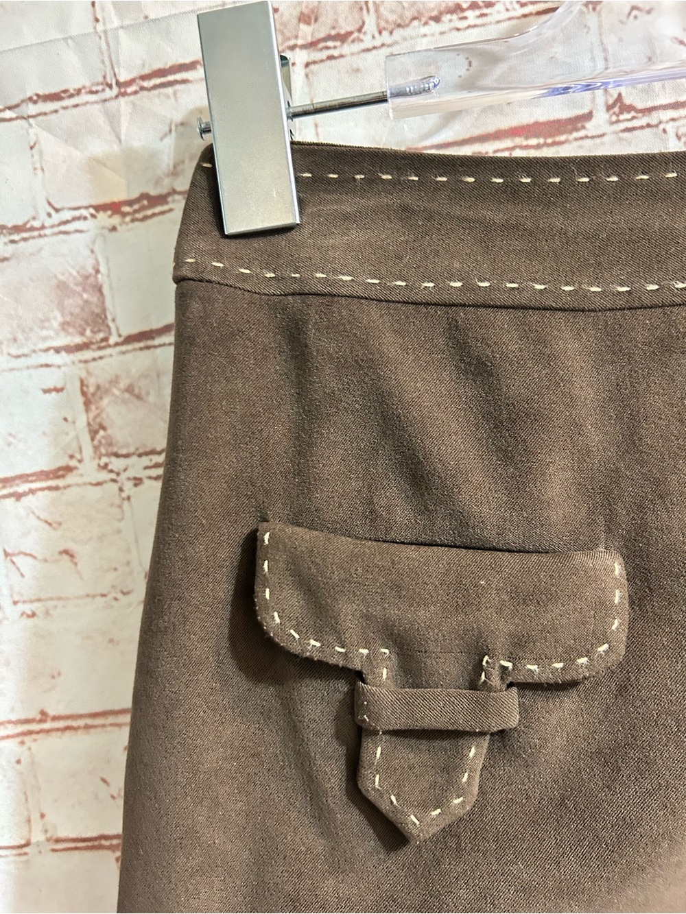 J. McLaughlin Brown Faux Suede Stitch Detail Coastal Cowgirl Chic Mini Skirt - Picture 3 of 10